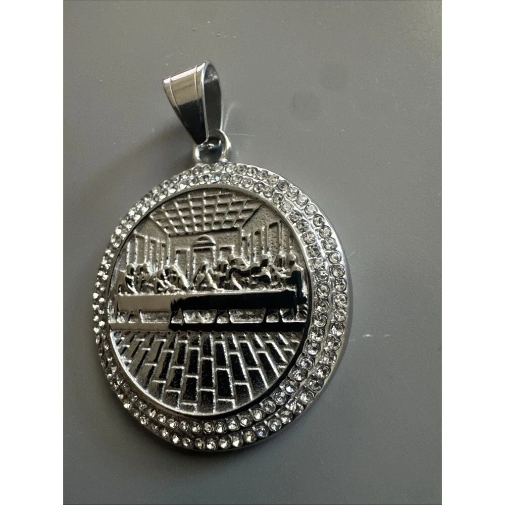 The Last Supper Jesus Christ Silver Tone Pendant 24 Inch Chain Cubic Zirconia